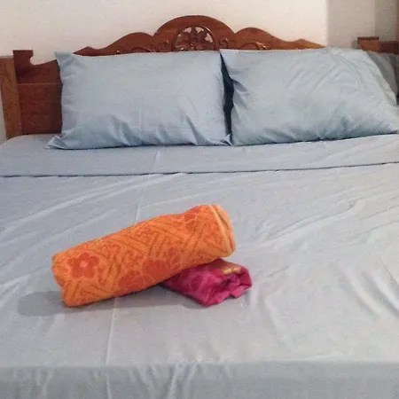 Susan\'S Seaview Resort