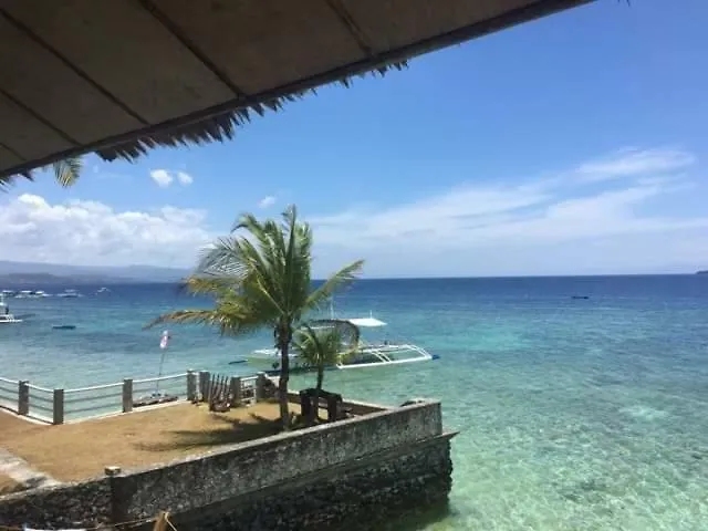 Susan's Seaview Moalboal